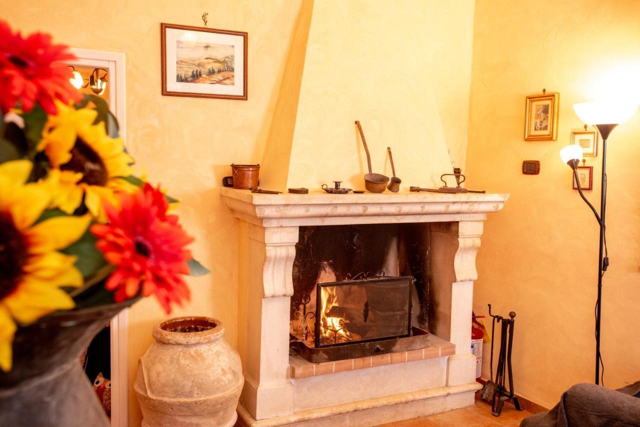 Relax Nell' Antico Borgo Villa Casperia ภายนอก รูปภาพ